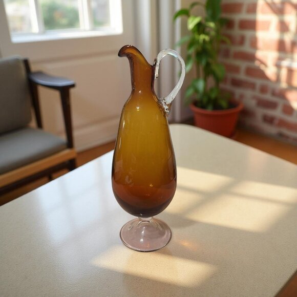 Vintage Pilgrim Art Glass Amberina Ewer – 10.25" Blown Glass Pitcher with Clear - Picture 9 of 10